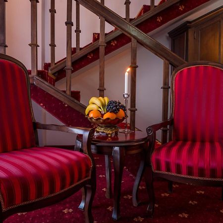 Hotel Emire Boutique Zărneşti Zimmer foto